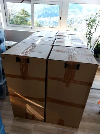 8 Cajas Armario Mudanza con Colgador