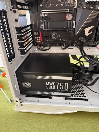 PC Gaming Blanco Cooler Master