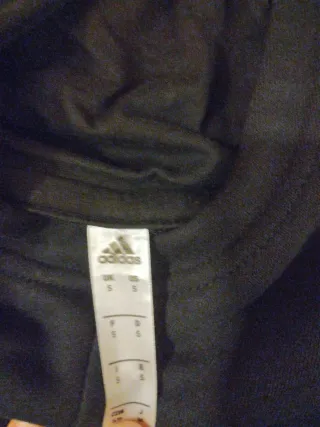 Sudadera Adidas Negra con Capucha