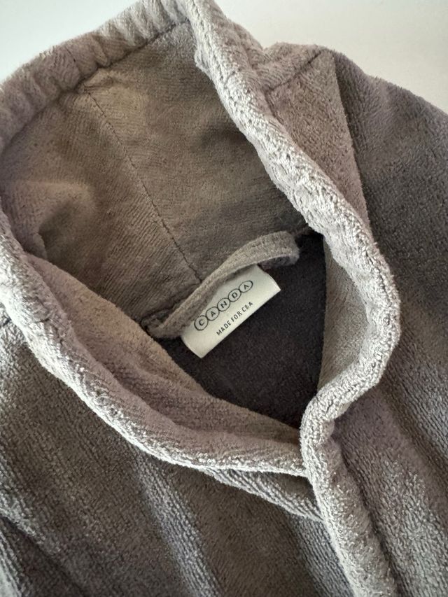 Accappatoio grigio in tessuto