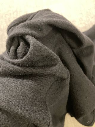 Pantalones negros acampanados