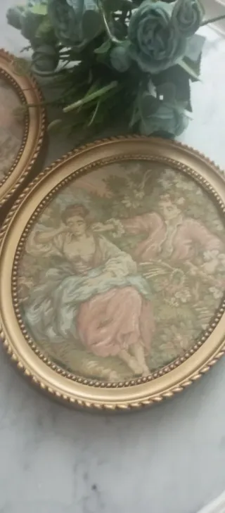 Coppia di antichi arazzi francesi