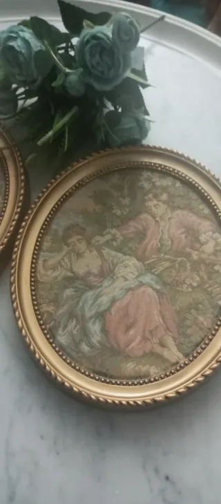 Coppia di antichi arazzi francesi