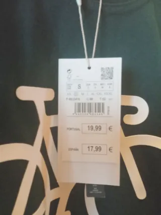 Camiseta manga larga con estampado de bicicleta.