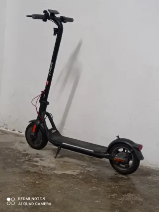 Patinete eléctrico Navee