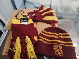 Gorro, bufanda y gafas Harry Potter