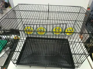 Jaula plegable para mascotas! Nueva!