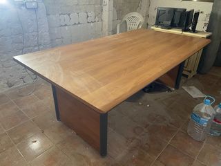 Mesa de despacho de madera (2 metros)