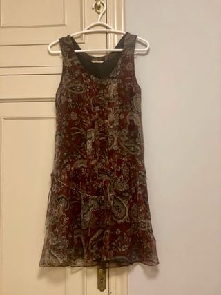 Vestido fiesta estampado paisley