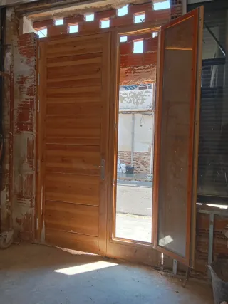 Puertas y portones de madera