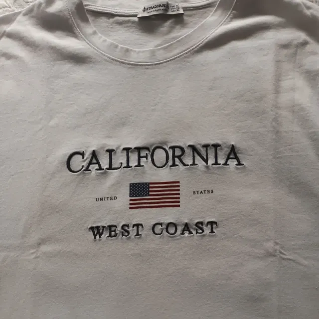 Camiseta Stradivarius California West Coast