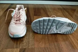 Zapatillas nuevas t.36