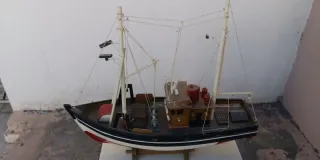 Maqueta Barco Arrastrero Realista.