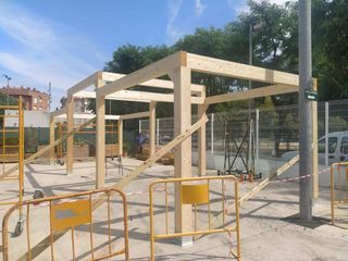 Pérgola de madera rústica