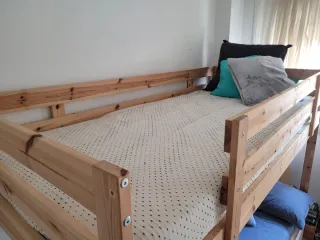 Litera de madera Ikea Mydal