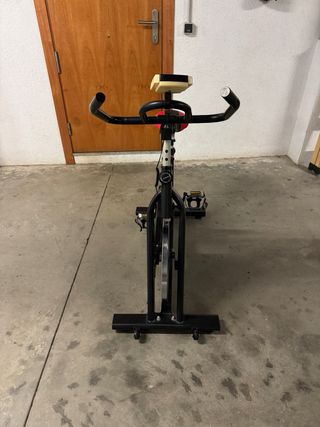 Bicicleta Estática SHUOOI Negra y Roja