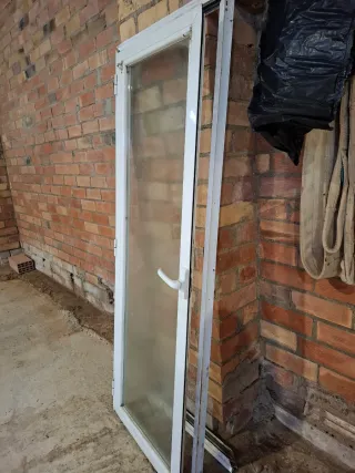 Puerta de aluminio con cristal medidas 2mx70
