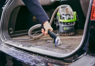 Se aquila aspiradora de tapicería Bissel Spotclean