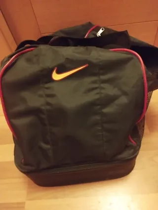 Bolsa y maleta  deportiva Nike F.C.Barcelona