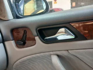 Mercedes-Benz  CLK 2000