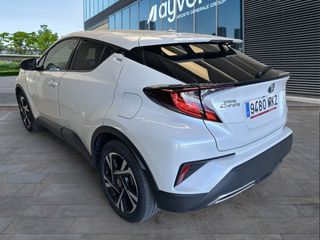 Toyota C-HR 180H Advance 135 kW (184 CV)