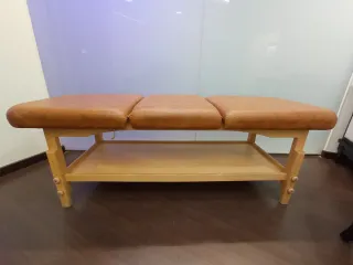 Camilla fija para tratamiento esteticos