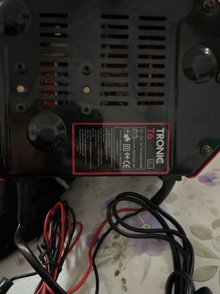 Cargador Baterías Tronic T6 6A Coche