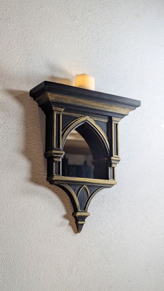 Prateleira de Parede Gótica com Espelho