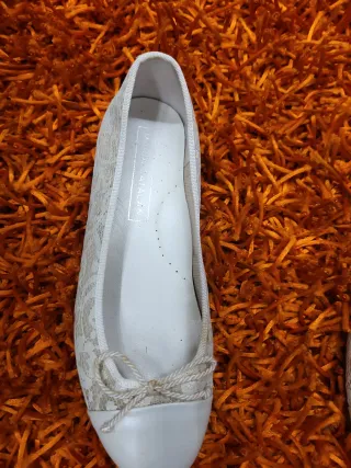 Manoletinas Comunión Beige y Blancas