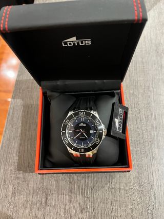 Reloj Lotus Hombre Negro y Plateado