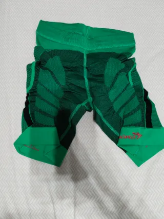 Malla corta Hoko Kamikaze compresión alta