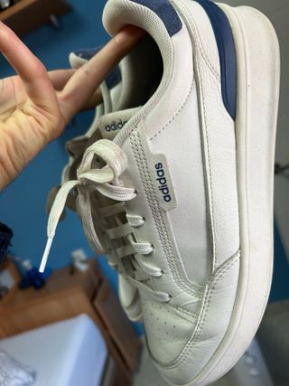 Deportivas Adidas Blancas y Azules