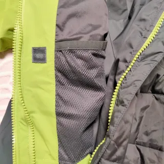 Abrigo niño. Talla 10-12 años.