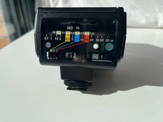 Flash Metz Mecablitz 28-C 2 y filtros de regalo