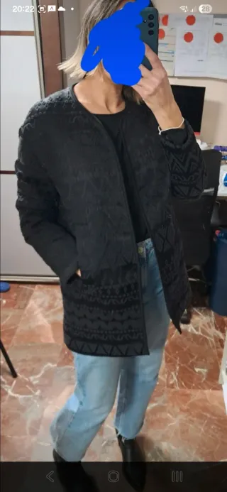 Chaqueta bordada oversize