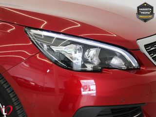 Peugeot 308 5p Allure Pack BlueHDI 130 S&S