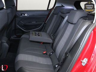 Peugeot 308 5p Allure Pack BlueHDI 130 S&S