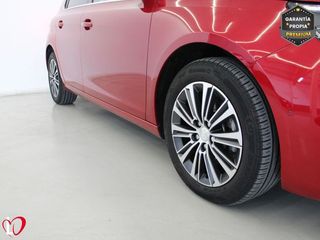 Peugeot 308 5p Allure Pack BlueHDI 130 S&S