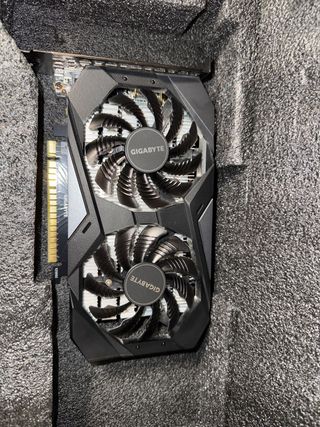 Tarjeta Gráfica Gigabyte RTX 1650 4GB