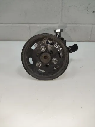 Bomba de dirección Audi A4 2.0 TDI de 2007