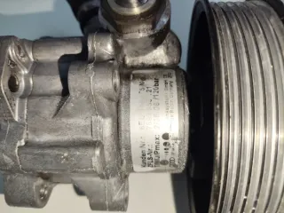 Bomba de dirección Audi A4 2.0 TDI de 2007