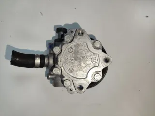 Bomba de dirección Audi A4 2.0 TDI de 2007