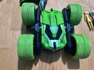 Coche RC Verde y Negro