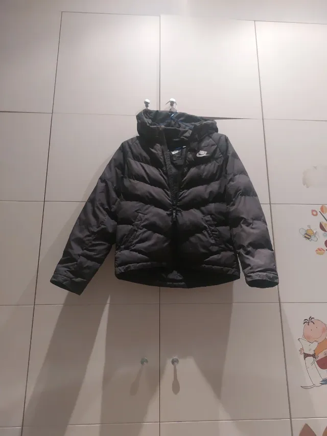 Abrigo Nike Junior Talla M 137/147 cm