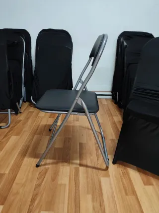 Silla plegable negra