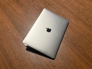 MacBook Pro 13 2019 Touch Bar i5 A2159 Pantalla Ro