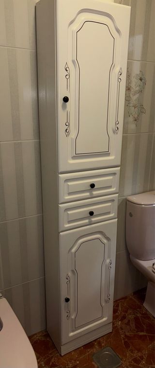 Inodoro Roca rosa y mueble baño