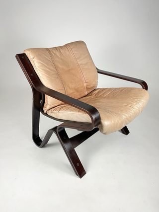 Sillón Nórdico Piel y Madera - Noruega 70s