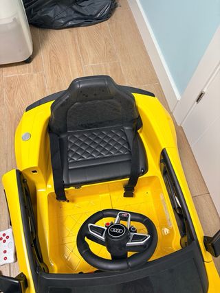 Coche Eléctrico  audi R8 spyder