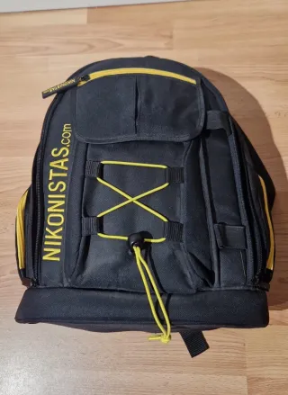 Cámara Nikon D3100 + 3 objetivos + accesorios